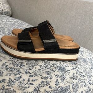 Vionic Brandie Platform Sandal